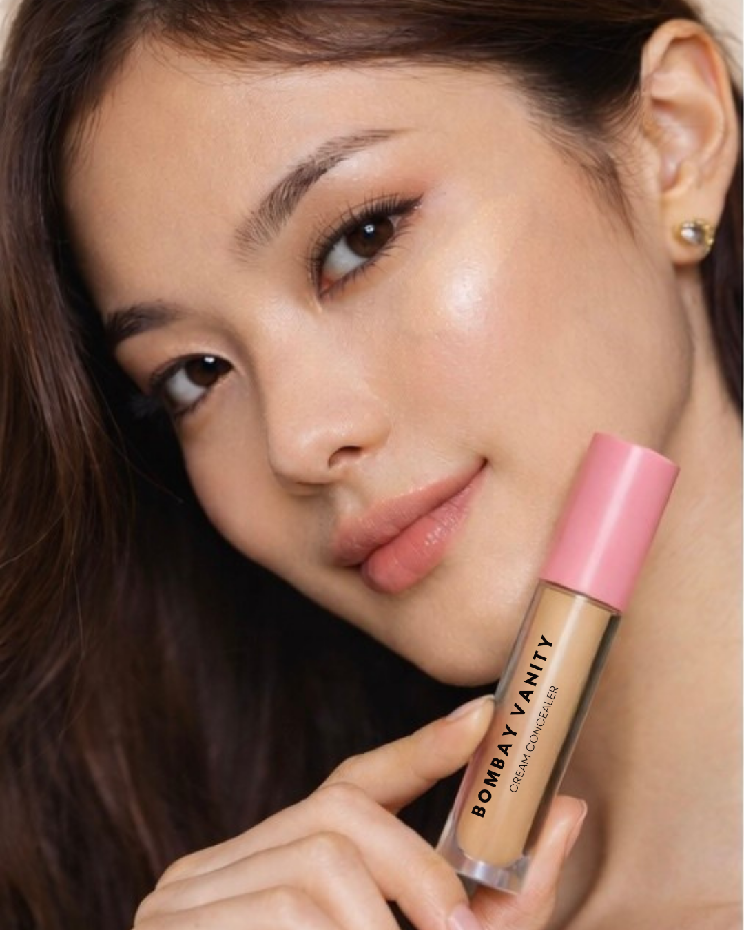 Bombay Vanity Blur Cream Concealer