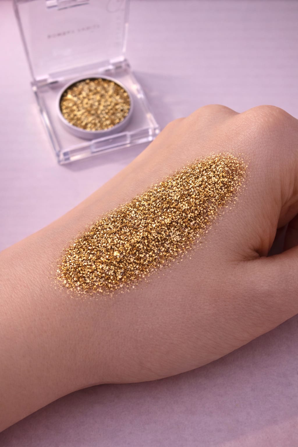 Bombay Vanity Pressed Glitters – Metallic Collection