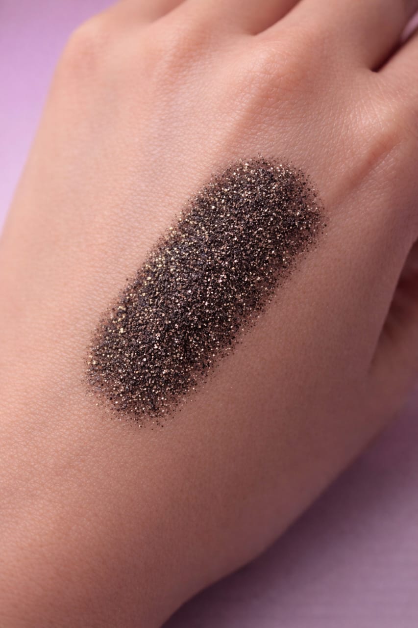 Bombay Vanity Pressed Glitters – Metallic Collection