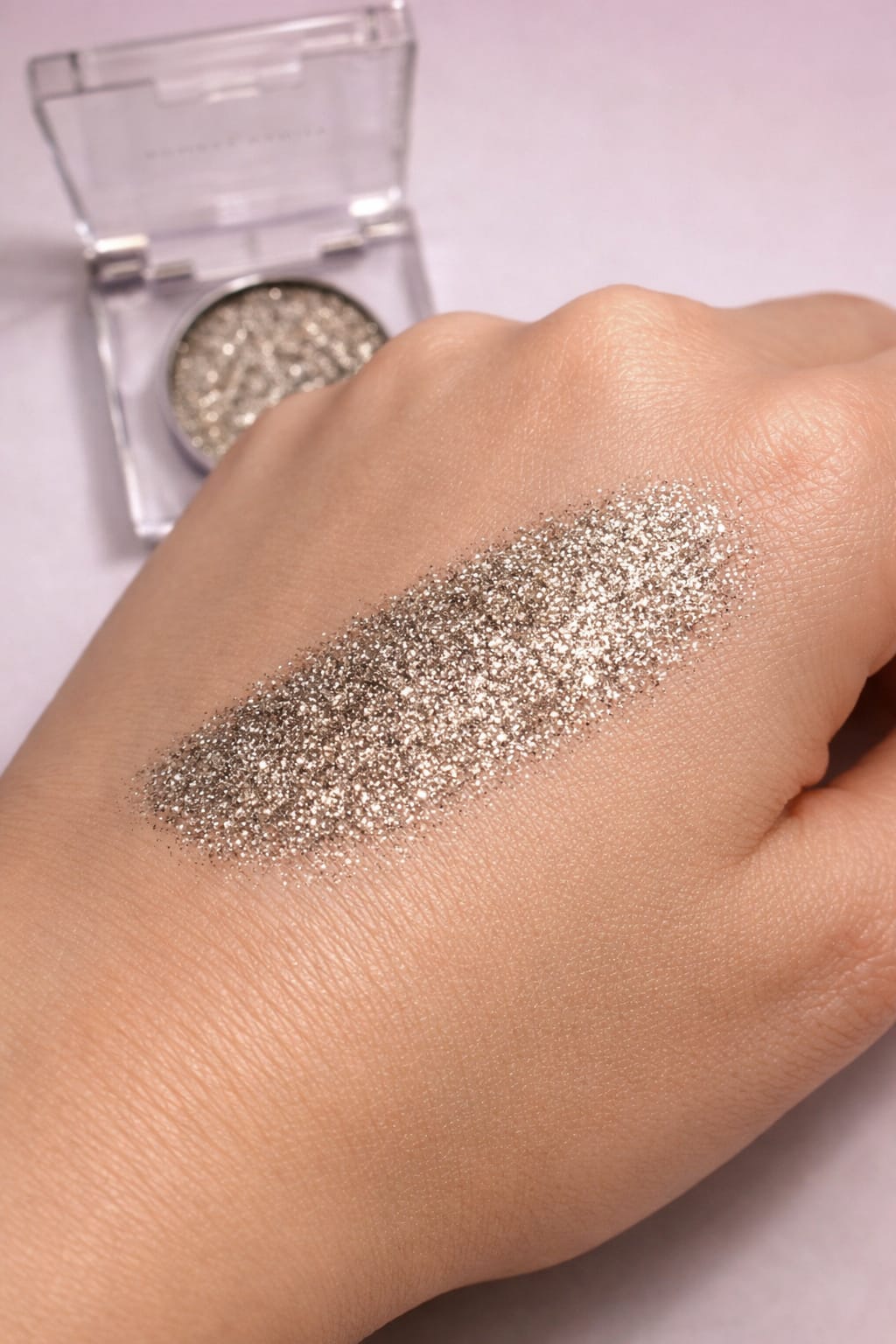 Bombay Vanity Pressed Glitters – Metallic Collection
