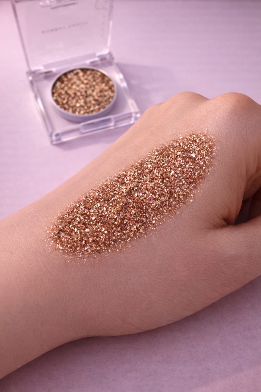 Bombay Vanity Pressed Glitters – Metallic Collection