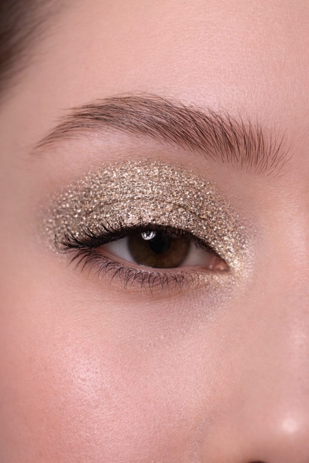 Bombay Vanity Pressed Glitters – Metallic Collection